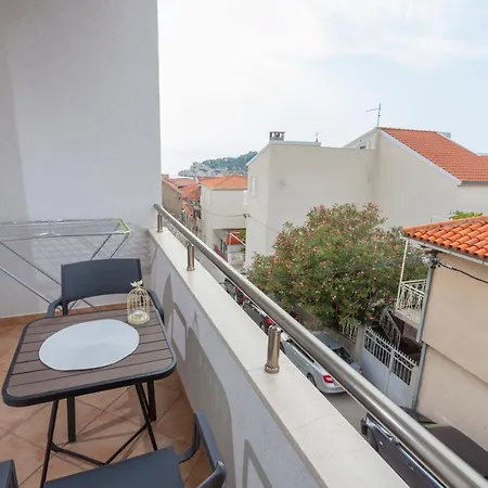 & Alagic Konukevi 3*