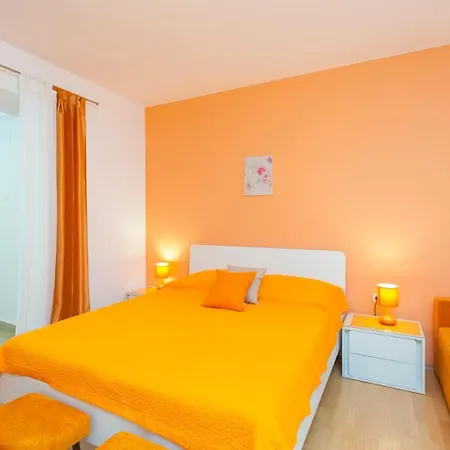 & Alagic Pensionat Makarska