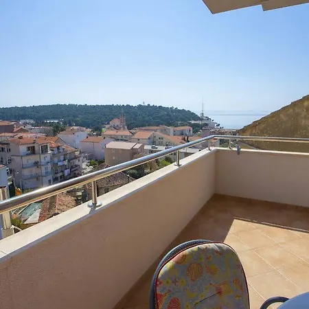 Pensionat & Alagic 3*