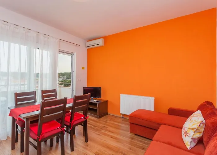 & Alagic Guest house Makarska