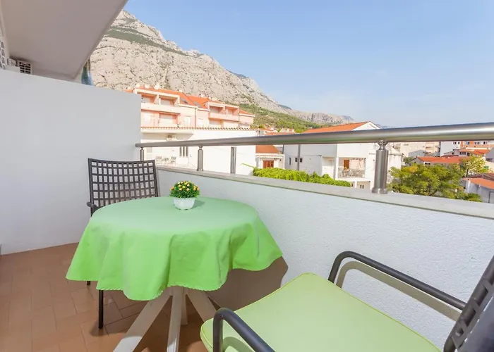 Guest house & Alagic Makarska