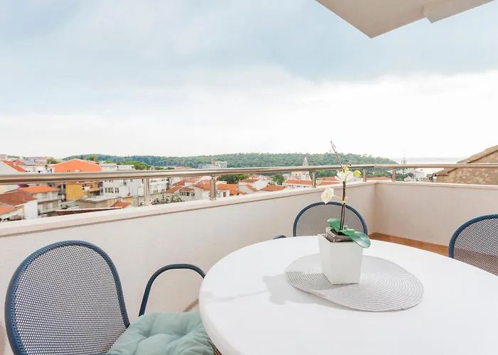 & Alagic Guest house