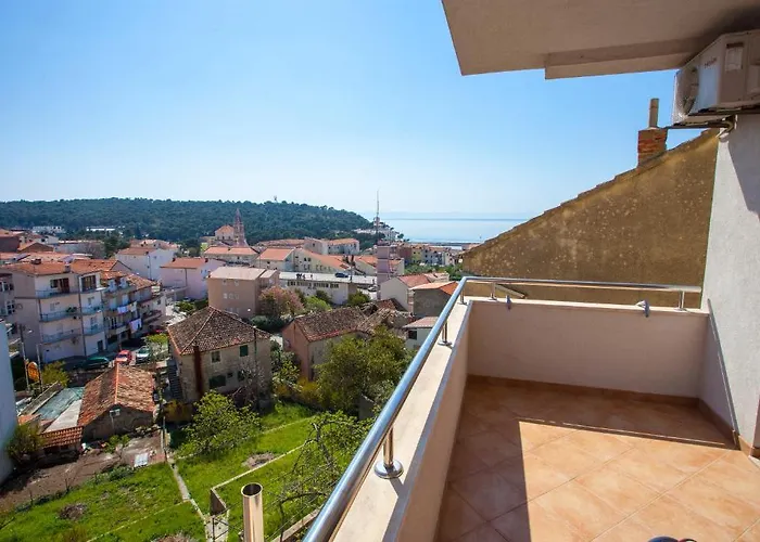 Guest house & Alagic Makarska