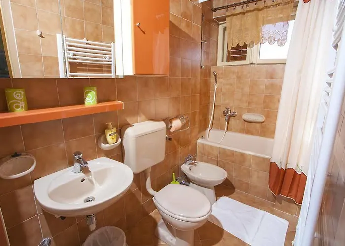 Guest house & Alagic Makarska